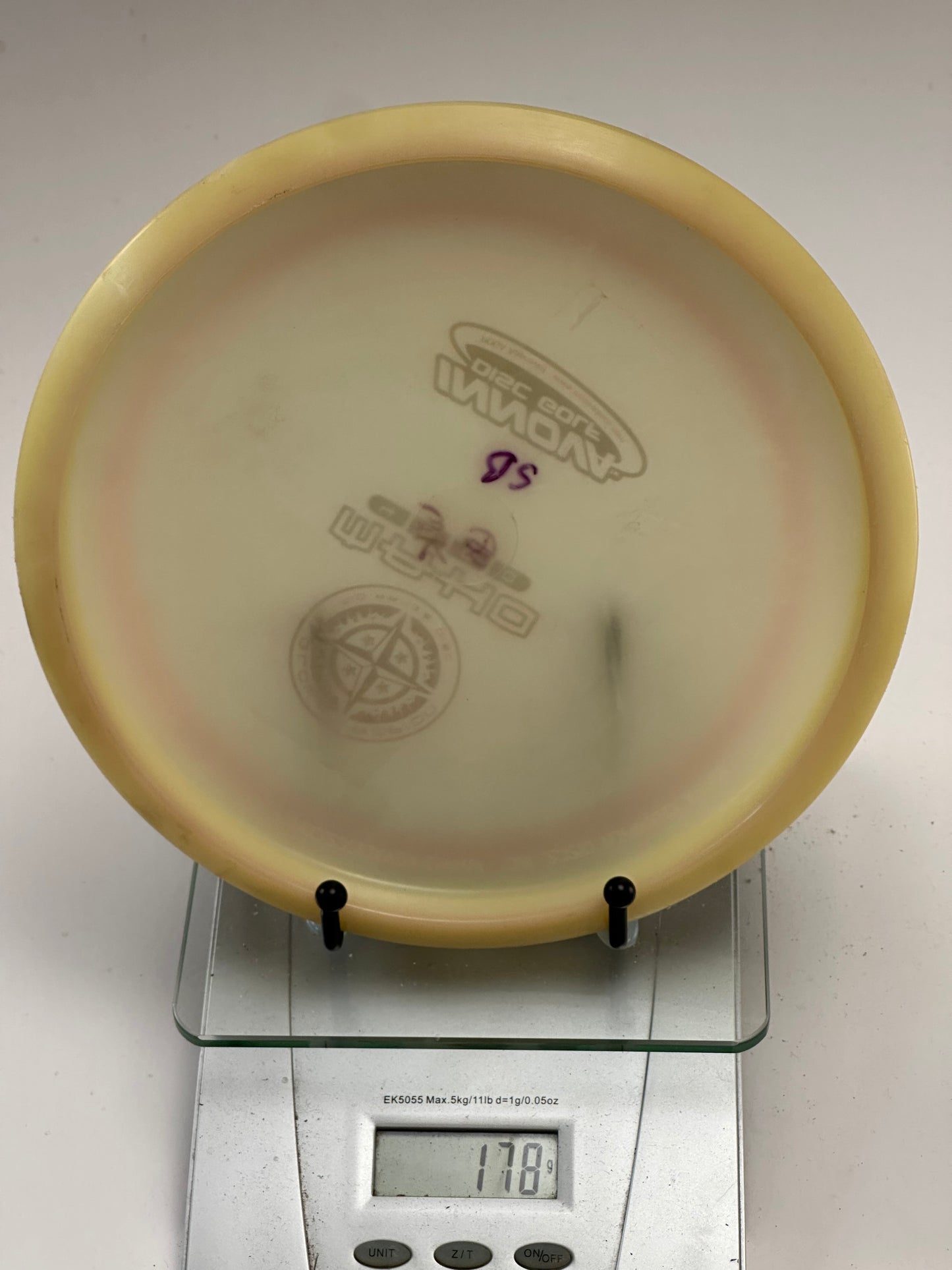 Innova Mako Glow Champion Midrange (178g)