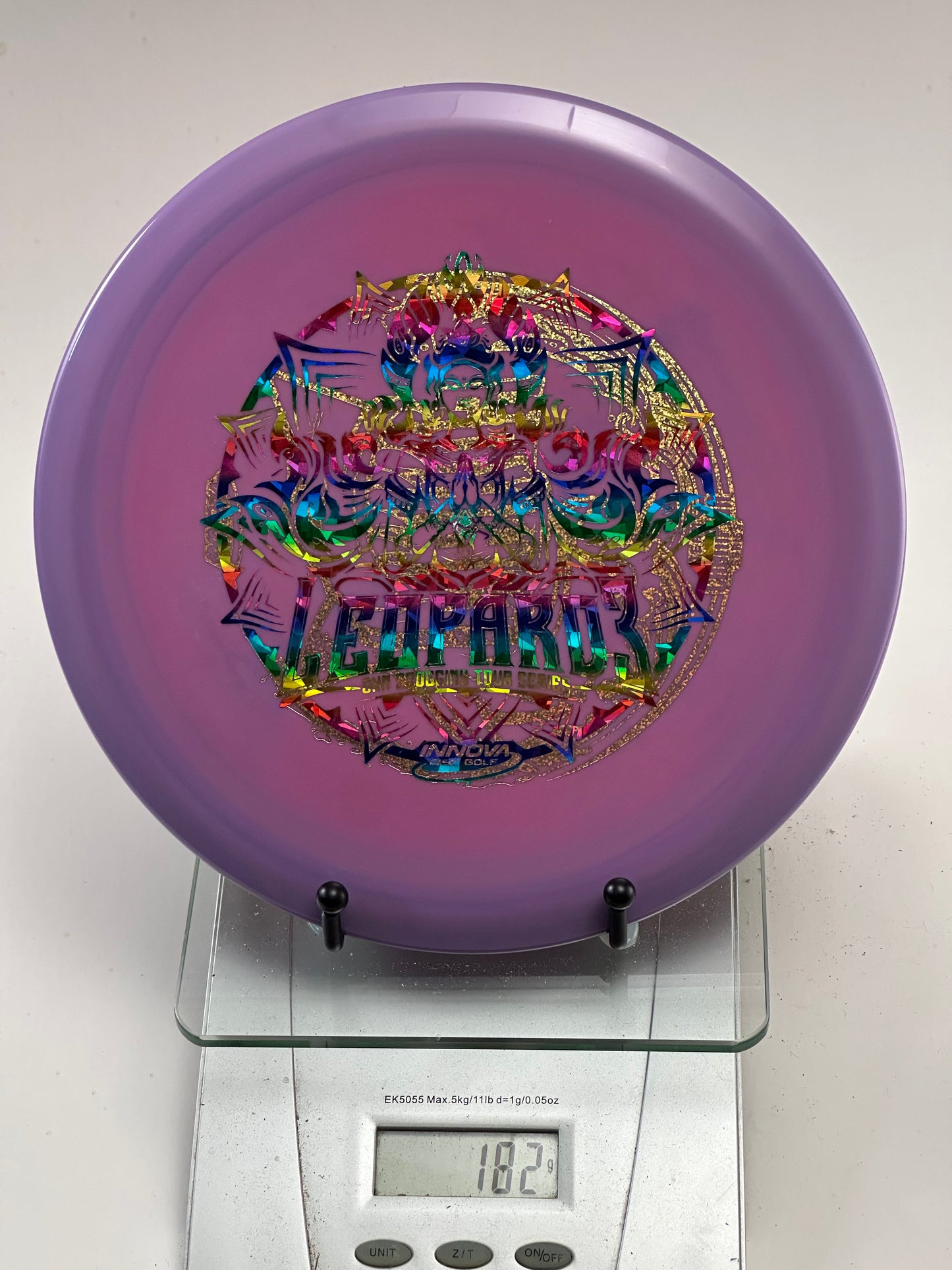 Innova Star Mako3 – Swirly Purple/Pink Midrange, Rainbow Foil Stamp