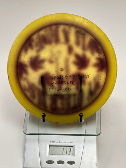 Innova Champion Orc – Yellow Rim w/ Brown Swirl (173g)