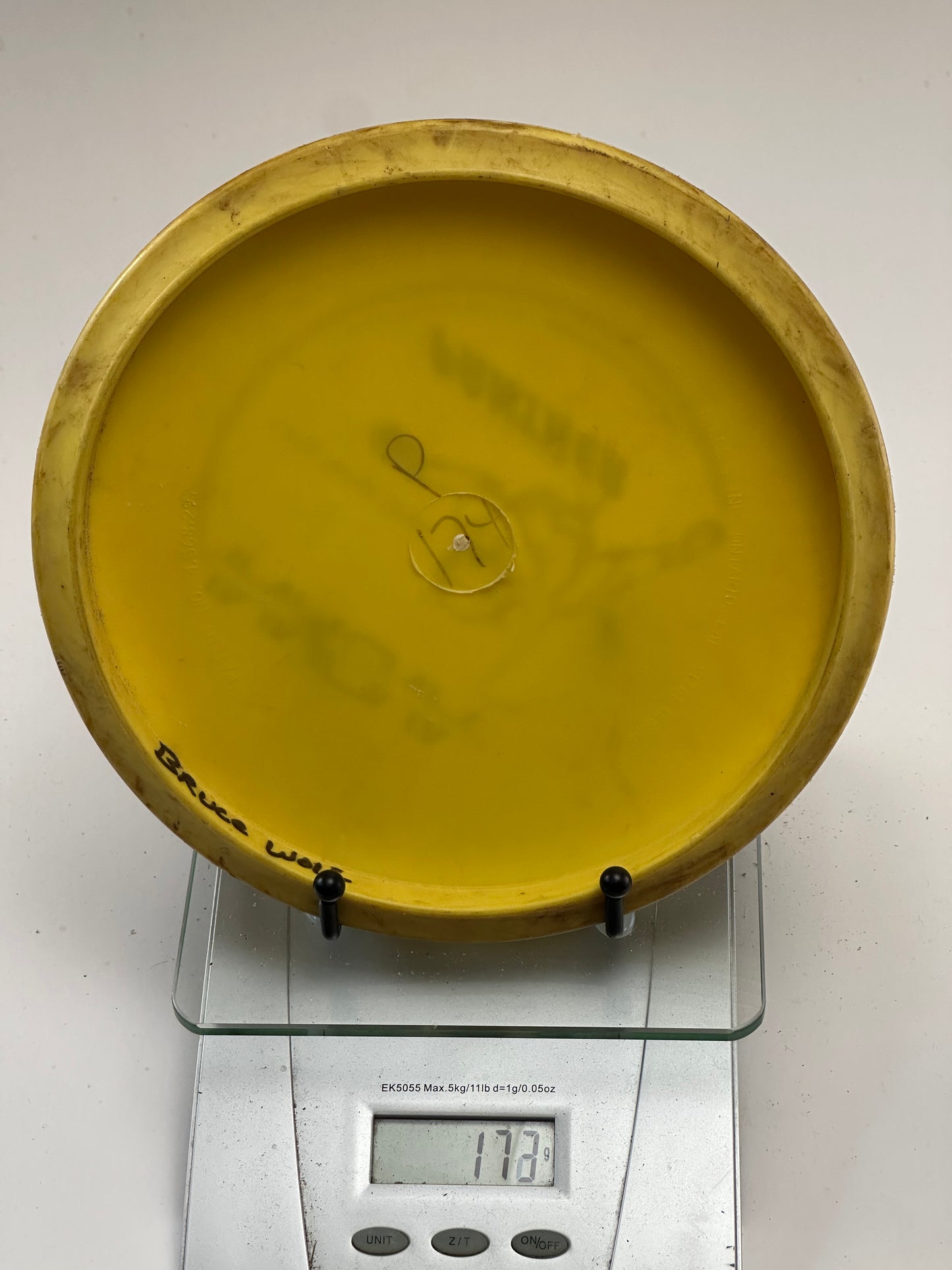 Innova DX Panther Midrange (Yellow) | Classic Panther Stamp