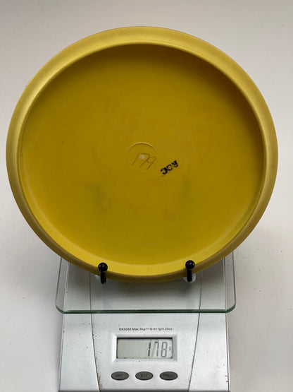 Innova DX Roc (San Marino) Yellow "Real Ice Bowl Milwaukee 98" Stamp 178g