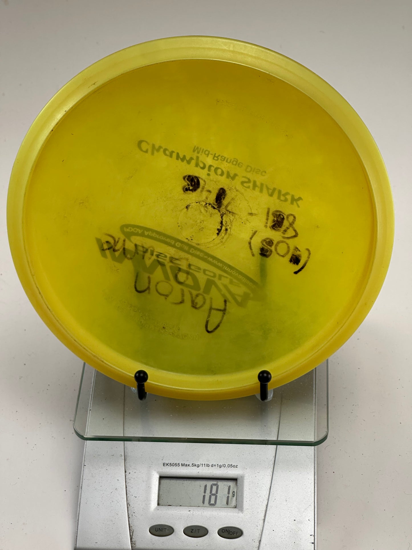 Innova Champion Shark Midrange (181g) Yellow