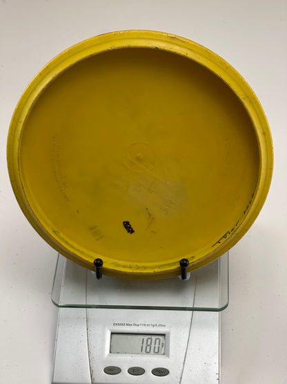 Innova DX Shark Midrange (180g) - Yellow