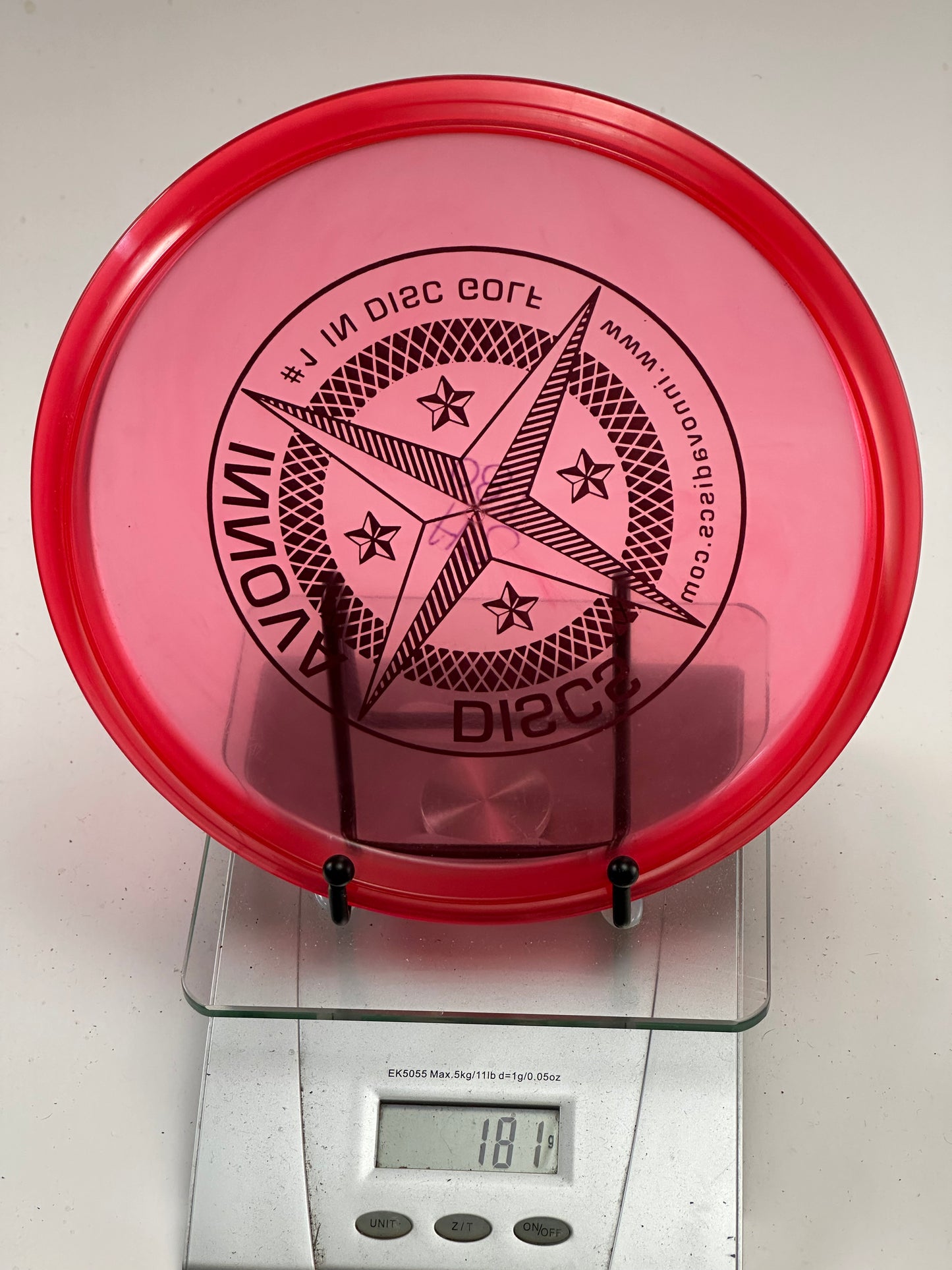 Innova Champion Shark Midrange (181g) - Transparent Red