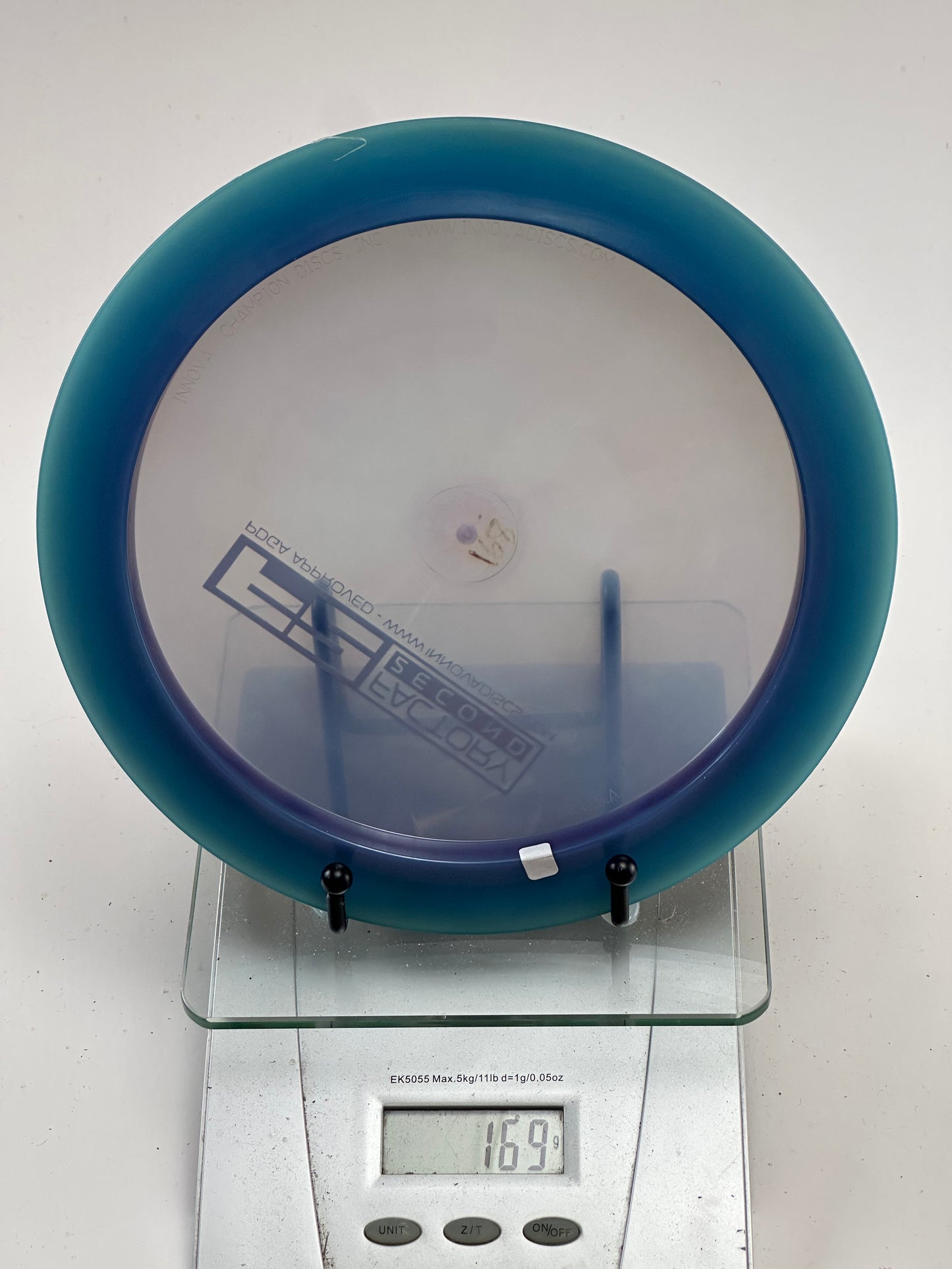 Innova Champion F2 Shryke Distance Driver - Clear w/ Blue Rim