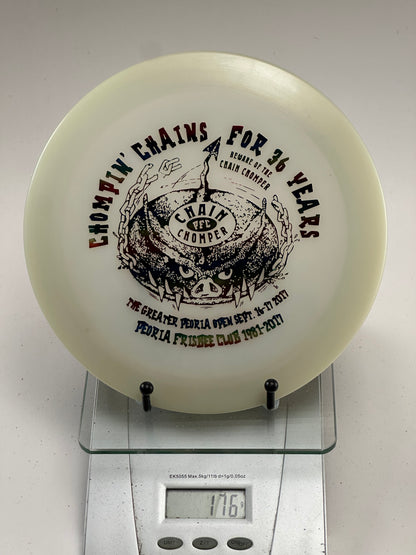 Innova Champion Glow Shryke – White – Chain Chomper Peoria Frisbee Club Stamp