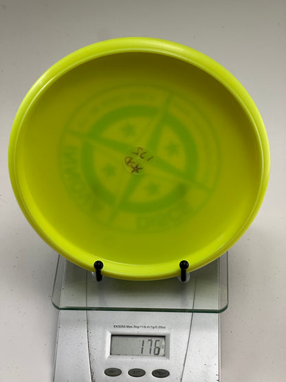 Innova Star Stud (176g) Yellow w/ Green Compass Stamp