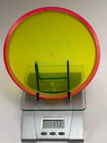 MVP Alias Proton Midrange (Neutron Rim) - Yellow/Red 172g