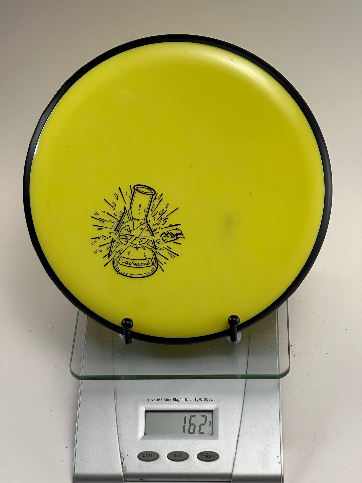 MVP Anode Electron (Lab Second) Yellow/Black Rim 162g