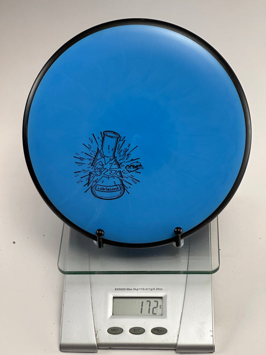 MVP Atom – Electron Firm Lab Second Putter (Blue/Black Rim)