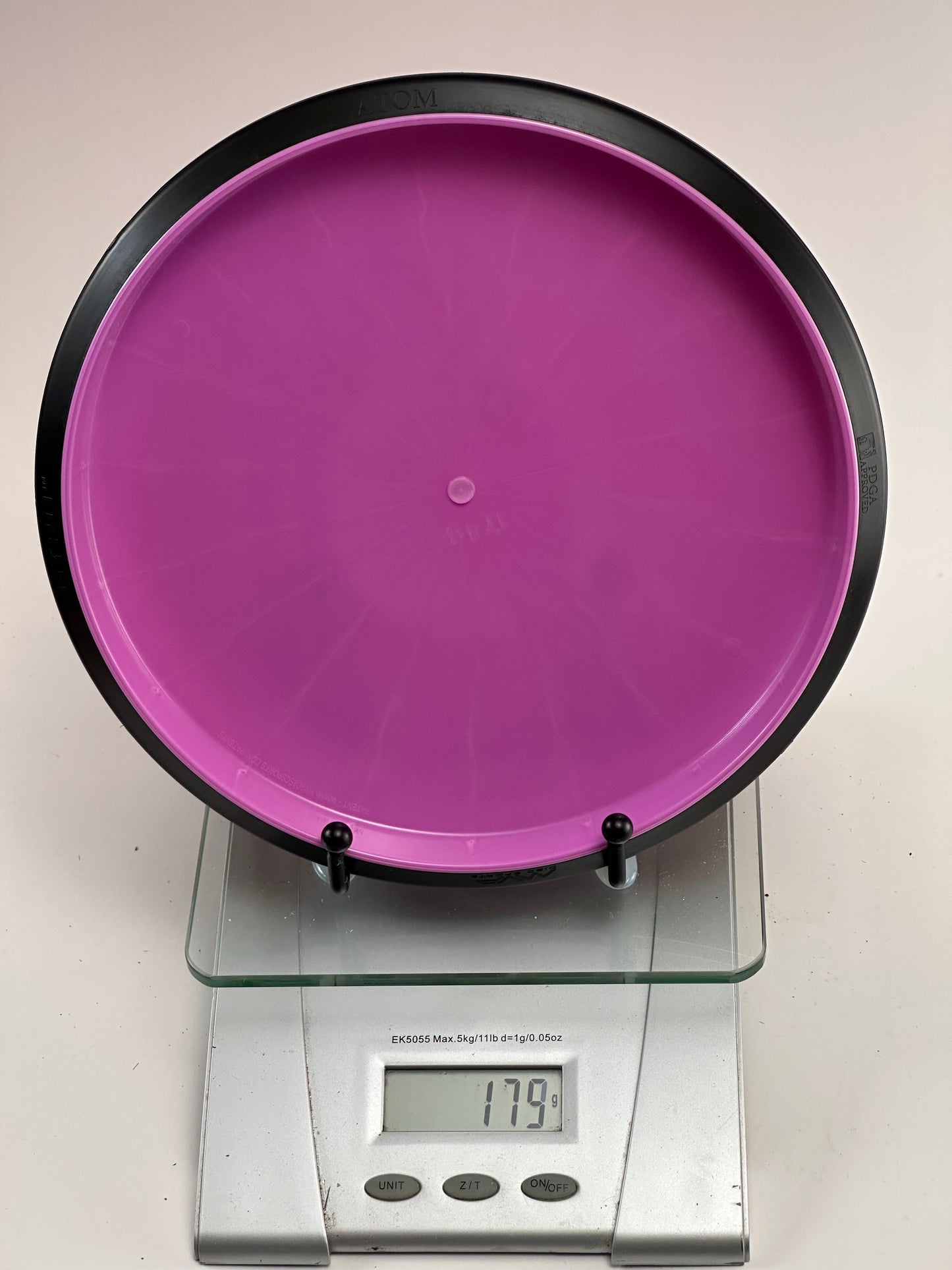 MVP Atom (Lab Second) Electron Firm Putter – Pink w/ Black Rim