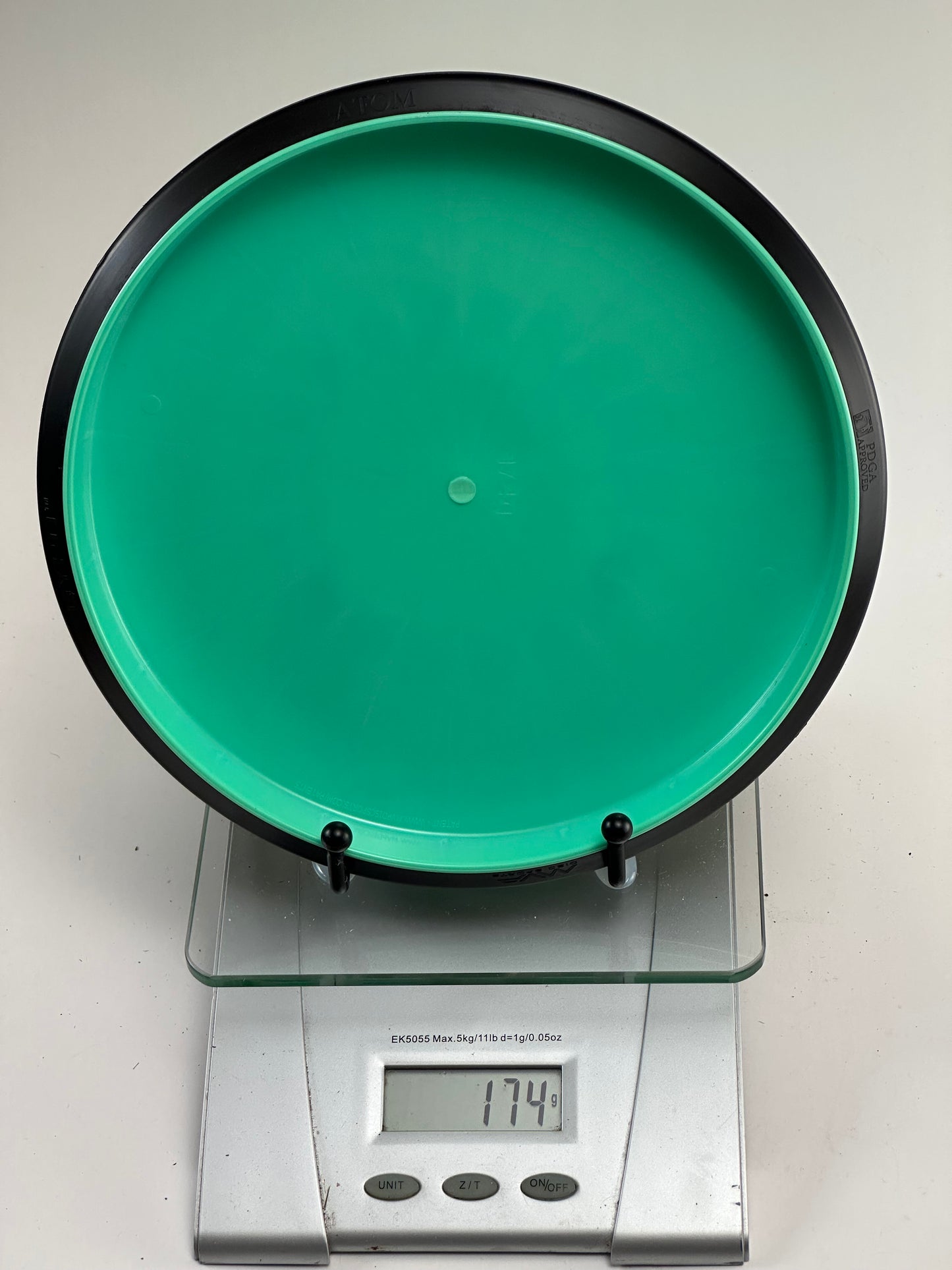 MVP Atom (Lab Second) Electron Firm Putter – Green w/ Black Rim