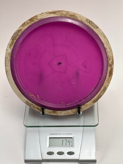 Axiom Defy Neutron Distance Driver 174g Purple/White