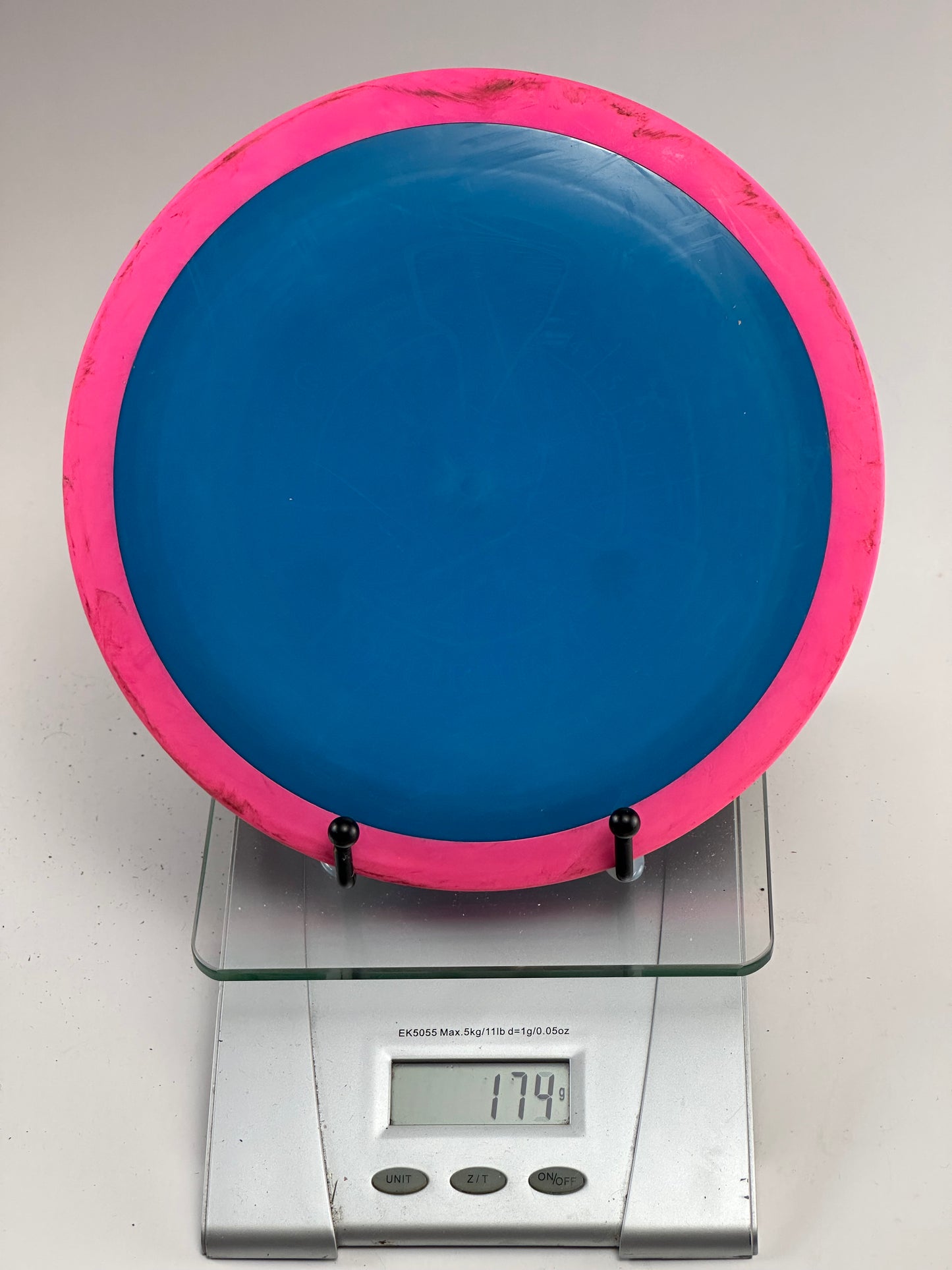 MVP Neutron Delirium – Blue Plate / Pink Rim