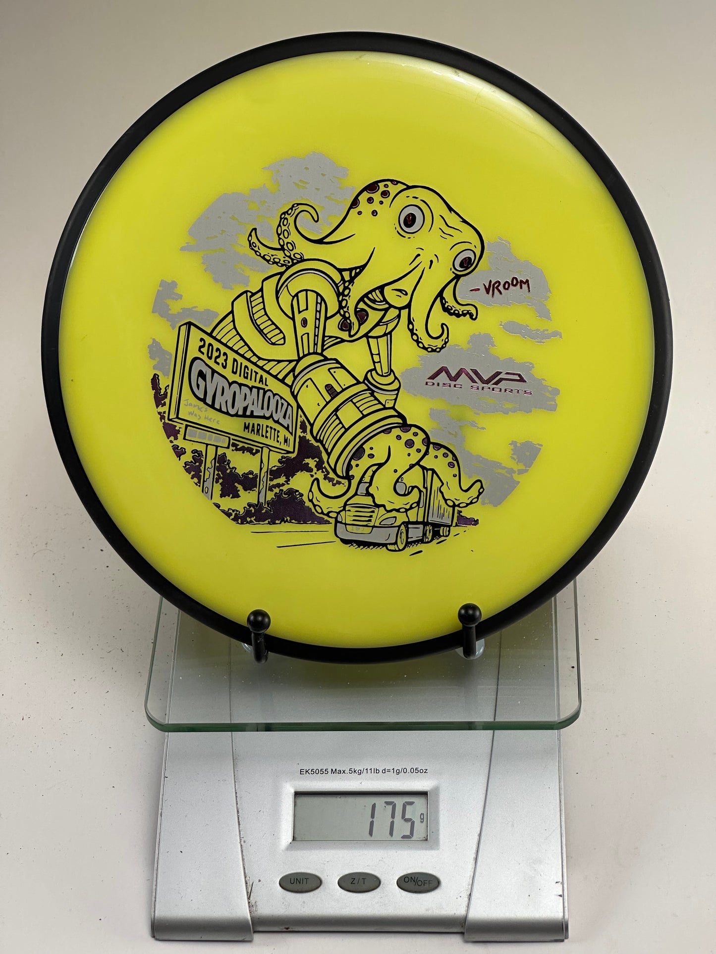 MVP Neutron Detour – Gyropalooza 2023 Octopus Stamp (Yellow/Black Rim)