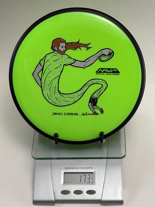 MVP Neutron Detour James Conrad Team Series (Yellow-Green, Black Rim)