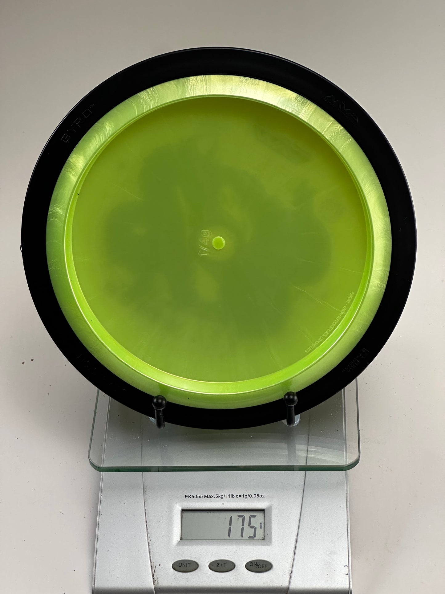 MVP Neutron Dimension – Eagle McMahon Team Series (Yellow/Black Rim) 175g
