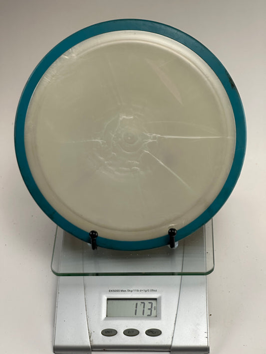 MVP Fission Fireball | White w/ Blue Rim | 173g