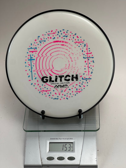 MVP Glitch Special Edition Neutron – White Plate w/ Black Rim