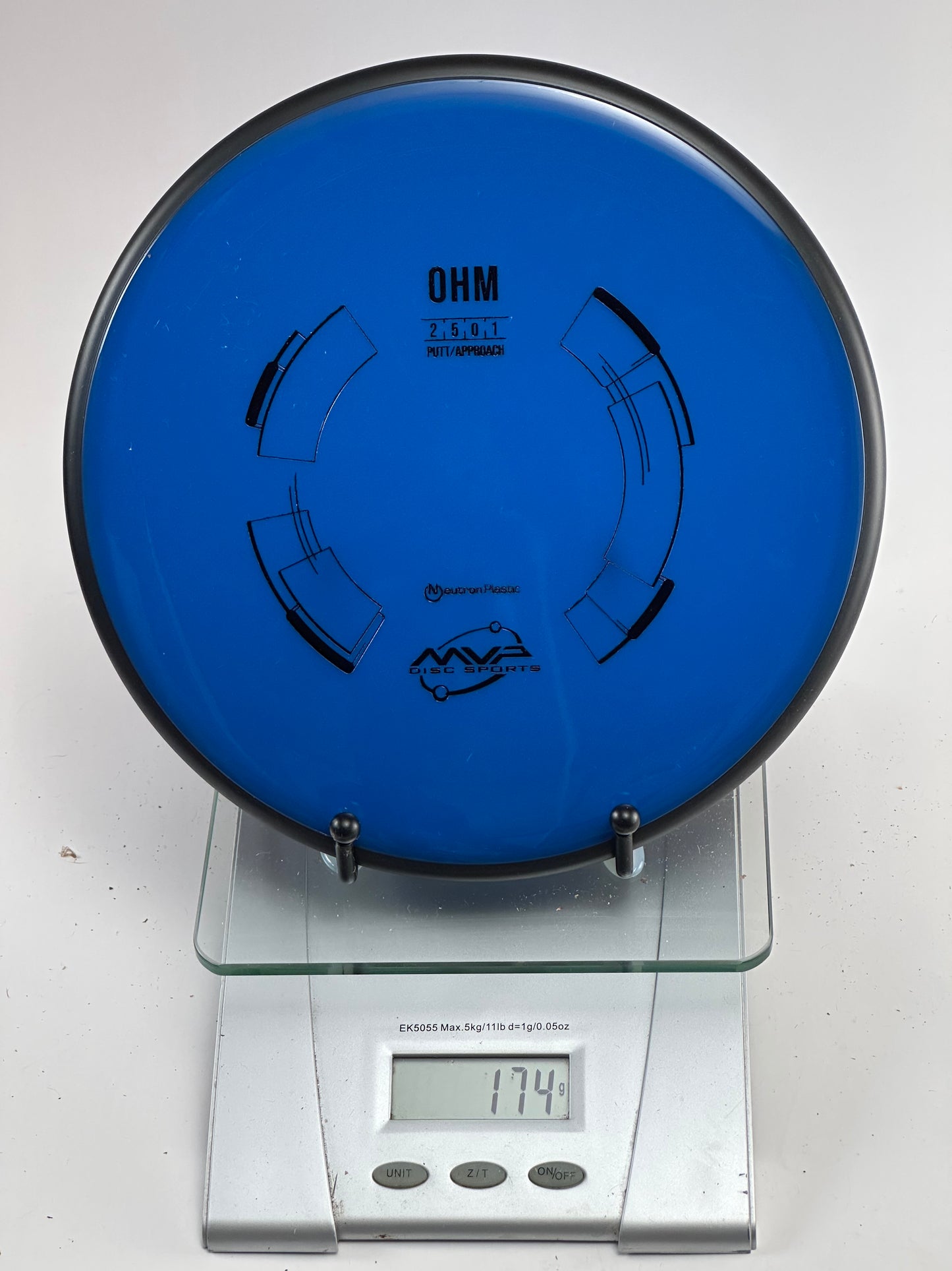 MVP Ohm Neutron Putt & Approach Disc (Blue/Black Rim)