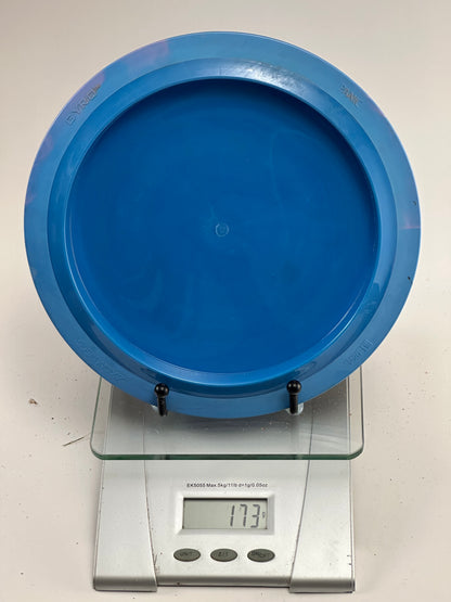 MVP Neutron Panic Distance Driver (173g) Blue Radiation Stamp