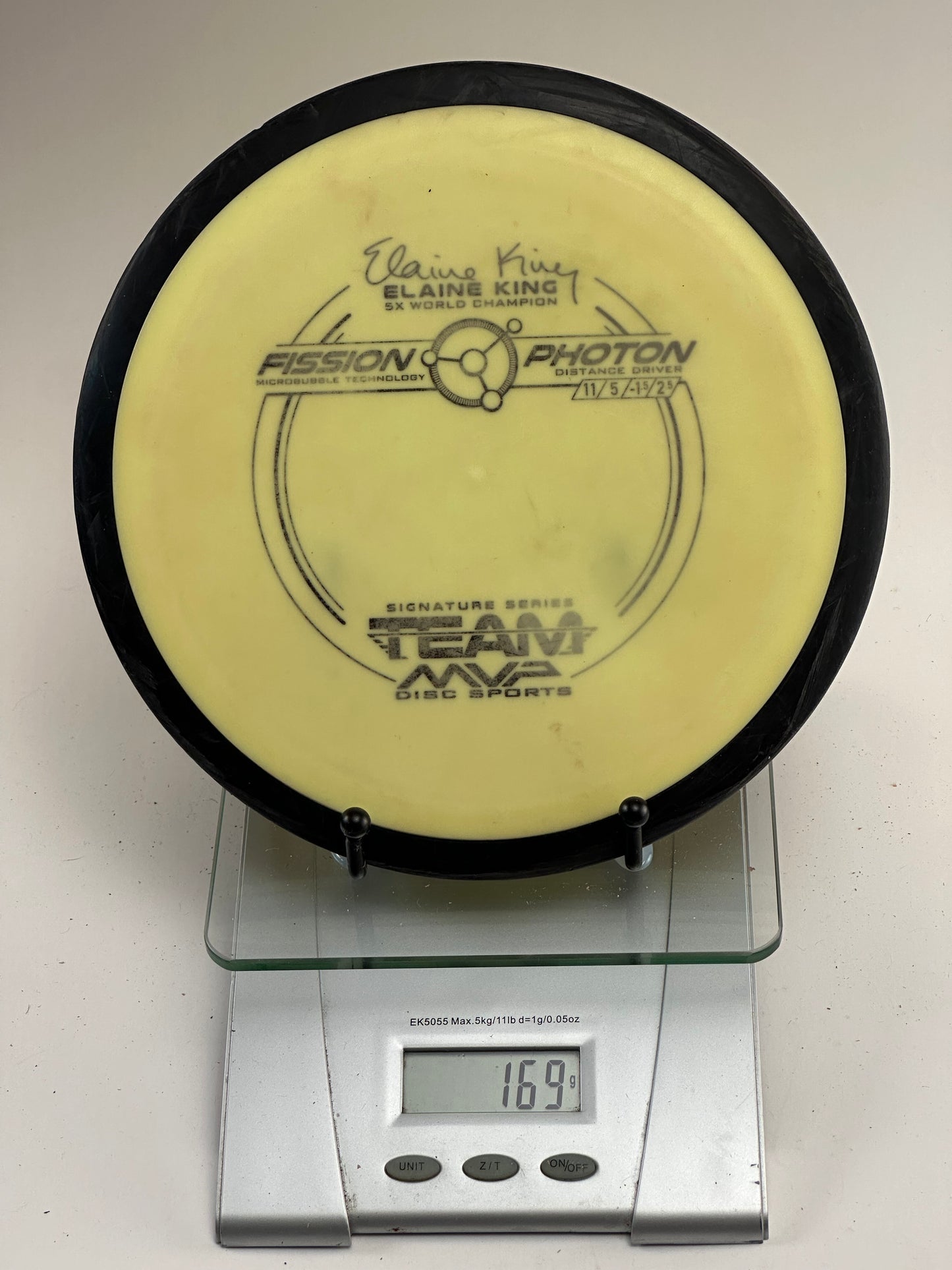 MVP Fission Photon (Elaine King) Distance Driver | Yellow w/ Black Rim | 169g