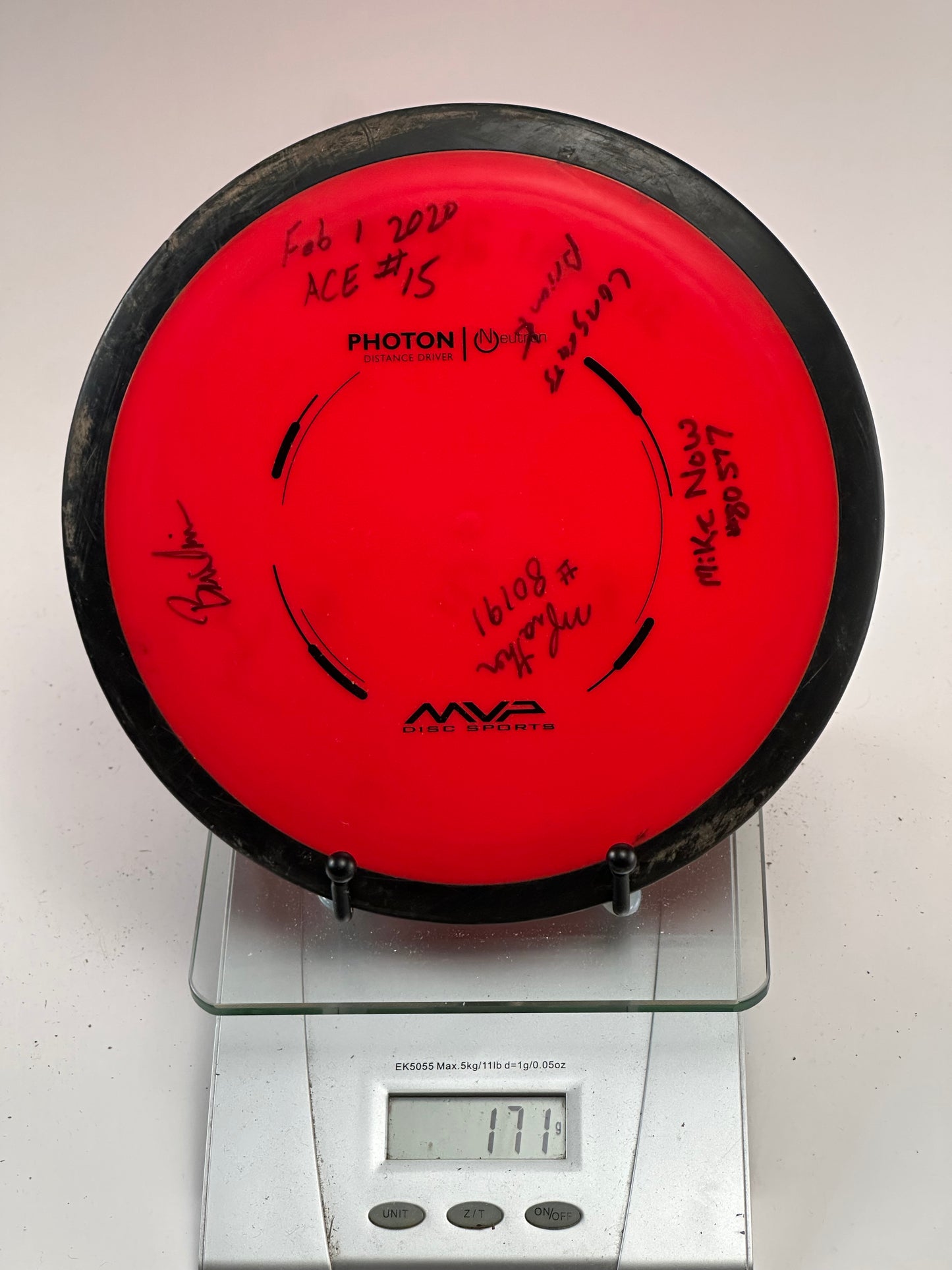 MVP Neutron Photon Distance Driver (Red / Black Rim)
