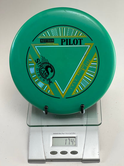 Streamline Neutron Pilot Putter 174g Green