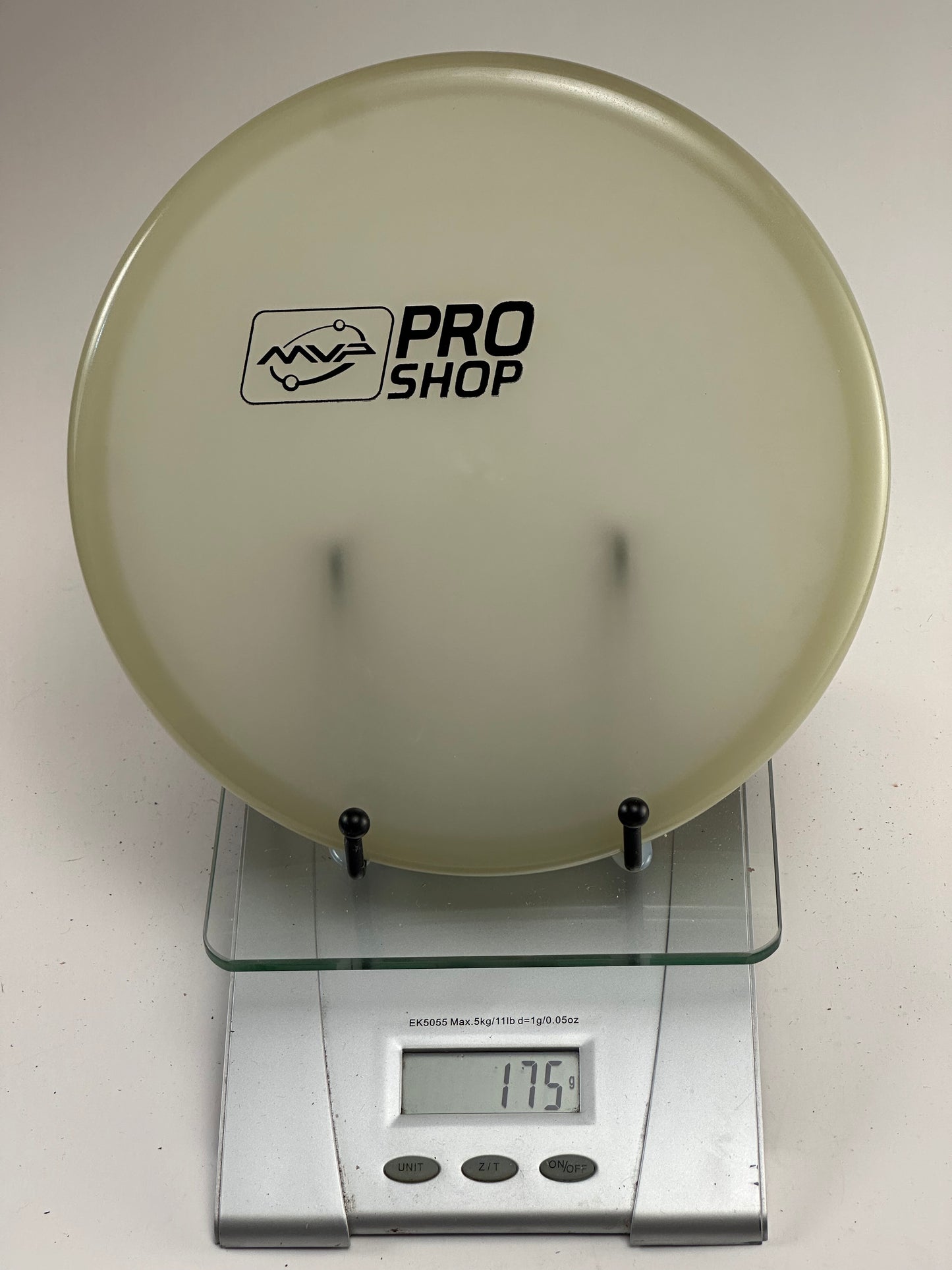 MVP Plasma Pilot Putter (Pro Shop Stamp) 175g Glow Opaque White