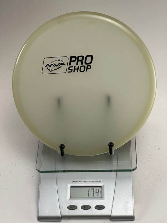 MVP Plasma Pilot Putter (Pro Shop Glow Stamp) 174g
