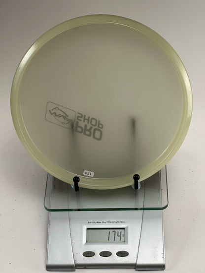 MVP Plasma Pilot Putter (Pro Shop Glow Stamp) 174g