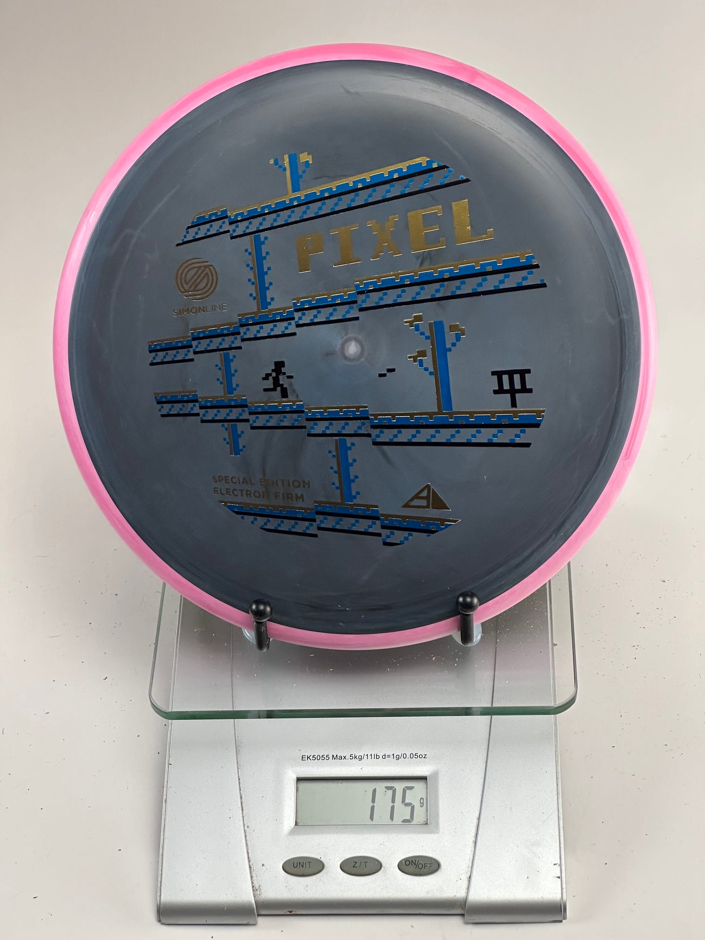 MVP Pixel Special Edition Electron Firm Putter (Simon Line) Gray/Pink