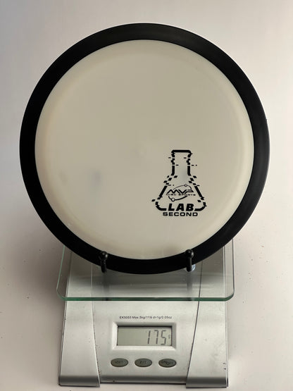 MVP Neutron Relativity (Lab Second) Distance Driver | 175g