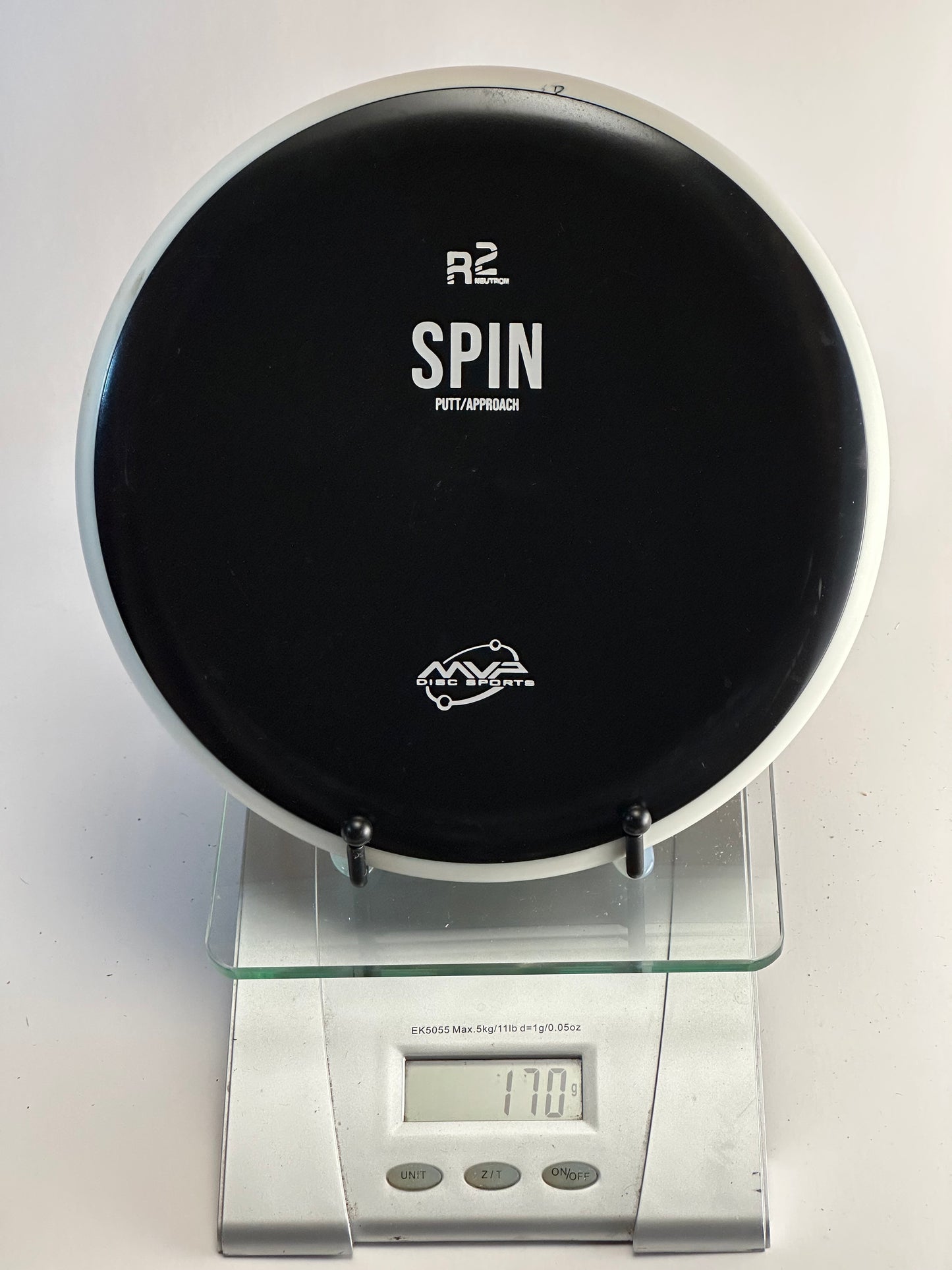 MVP Spin R2 Neutron Putter/Approach (170g) Black w/ White Rim