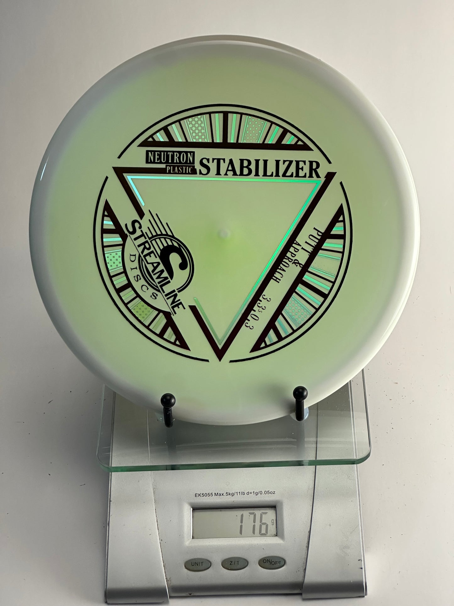 MVP Stabilizer Neutron Putter | 176g | Green Plate / White Rim
