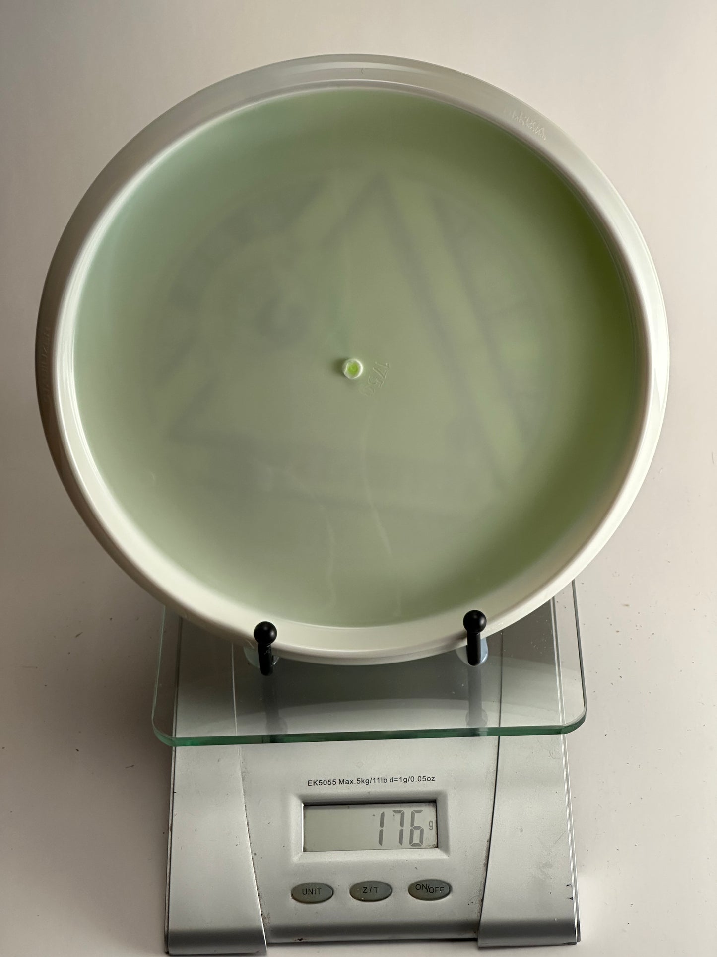 MVP Stabilizer Neutron Putter | 176g | Green Plate / White Rim