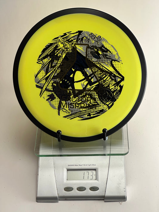 MVP Neutron Terra (Factory Misprint) Yellow/Black Rim 173g