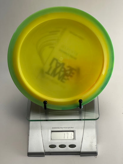 MVP Neutron Time-Lapse Two-Tone Yellow/Green Distance Driver (171g)