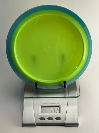 MVP Neutron Time-Lapse Two-Tone Yellow-Green w/ Blue Rim (172g)