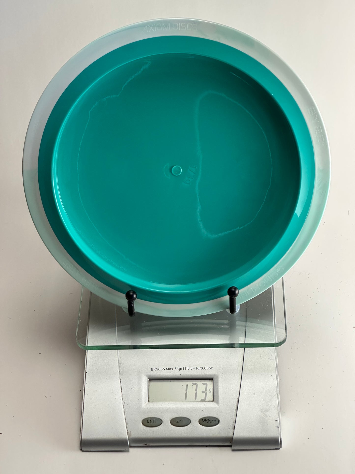 MVP Neutron Timelapse (Lab Second) – Teal/White Two-Tone 173g