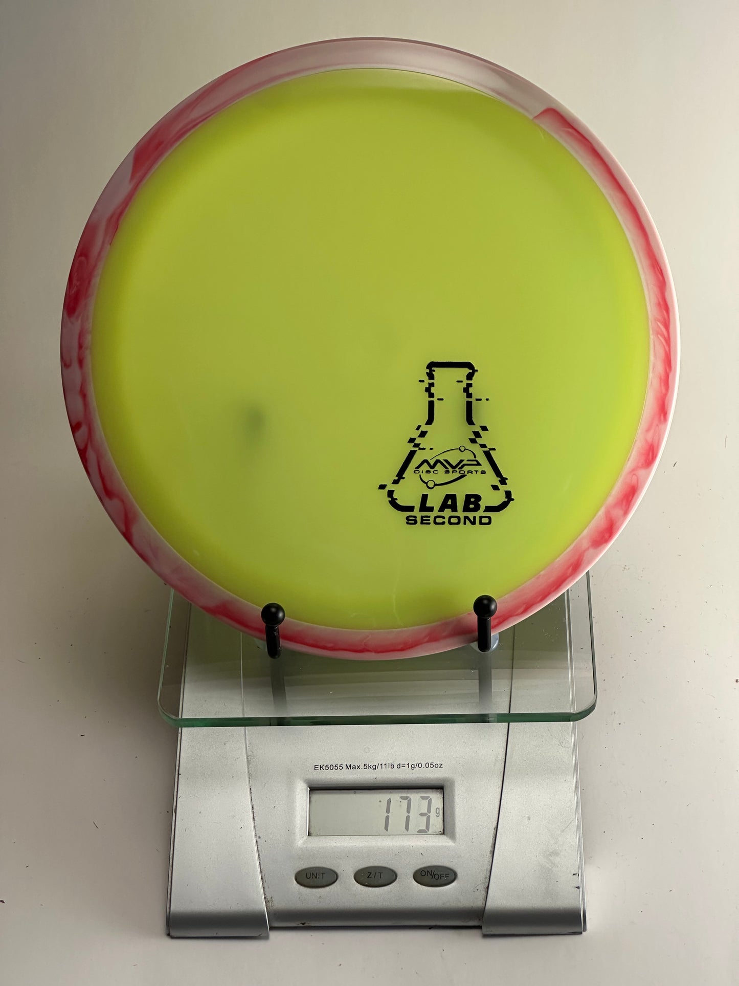 MVP Neutron Time-Lapse Lab Second 173g (Yellow-Green/Pink Rim)