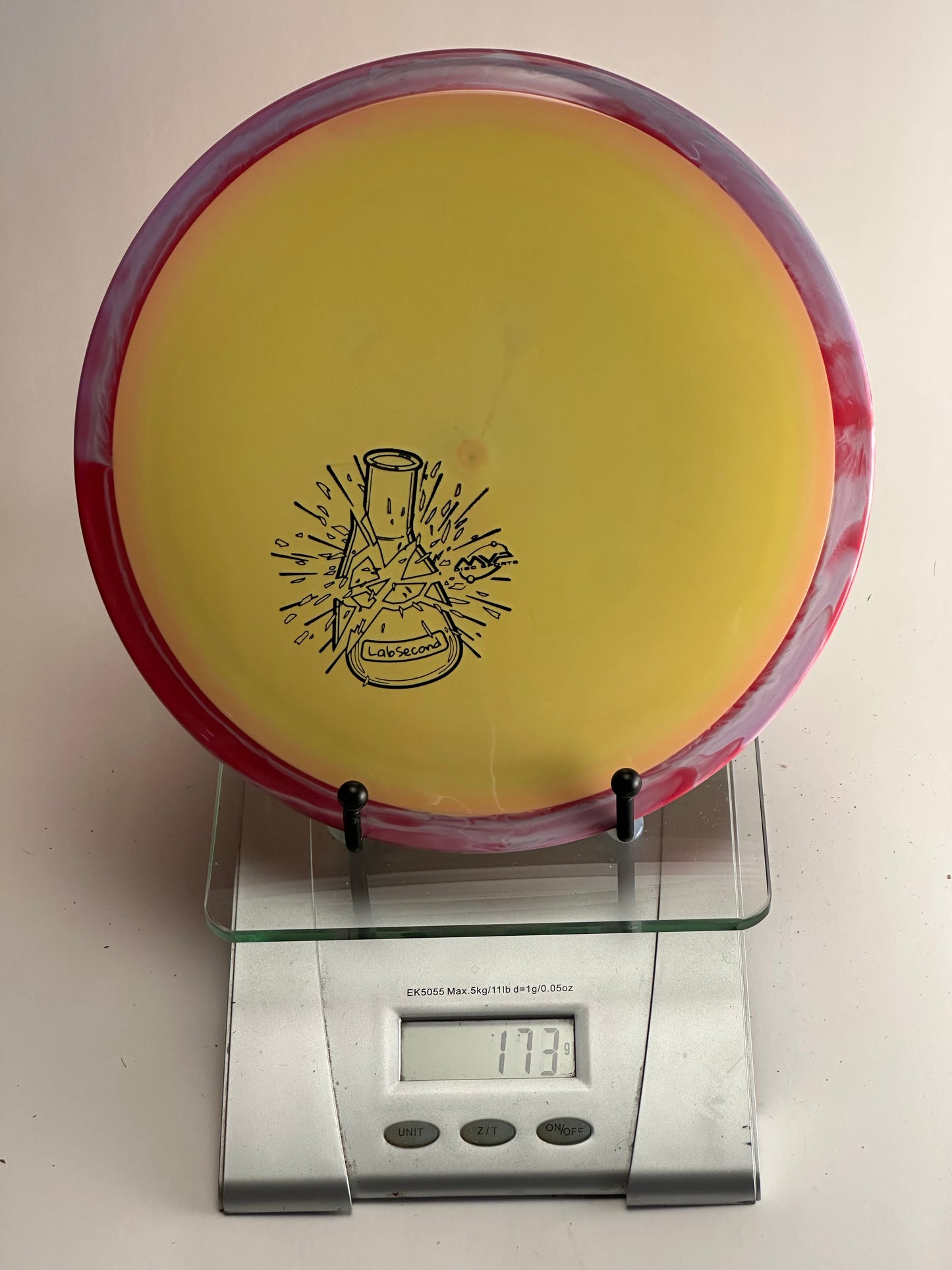 MVP Neutron Timelapse Lab Second (Two-Tone Yellow/Red)