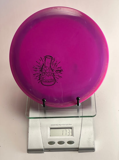 MVP Neutron Time-Lapse Lab Second Two-Tone Pink/Purple 173g