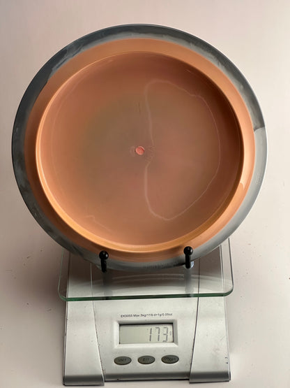 MVP Time-Lapse Neutron Lab Second Two-Tone (Peach/Gray) 173g