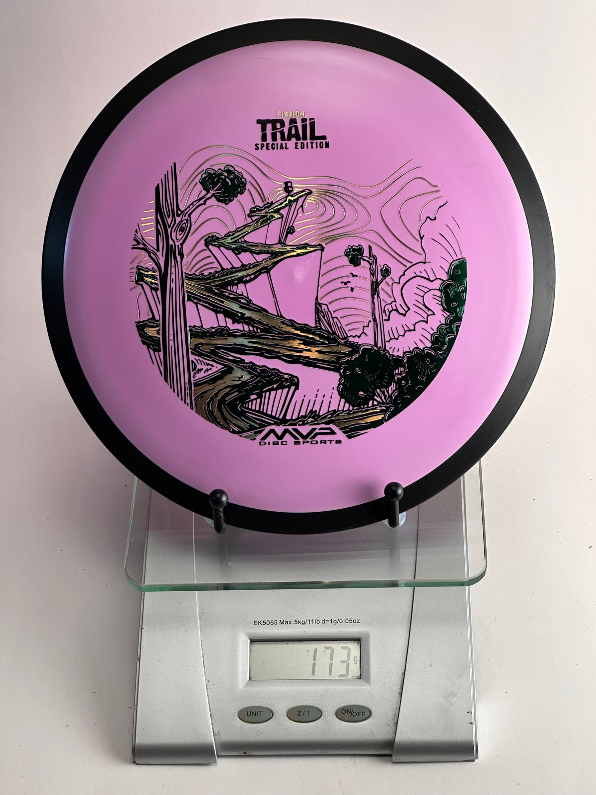 MVP Trail Special Edition Fission – Pink/Black Rim (173g)