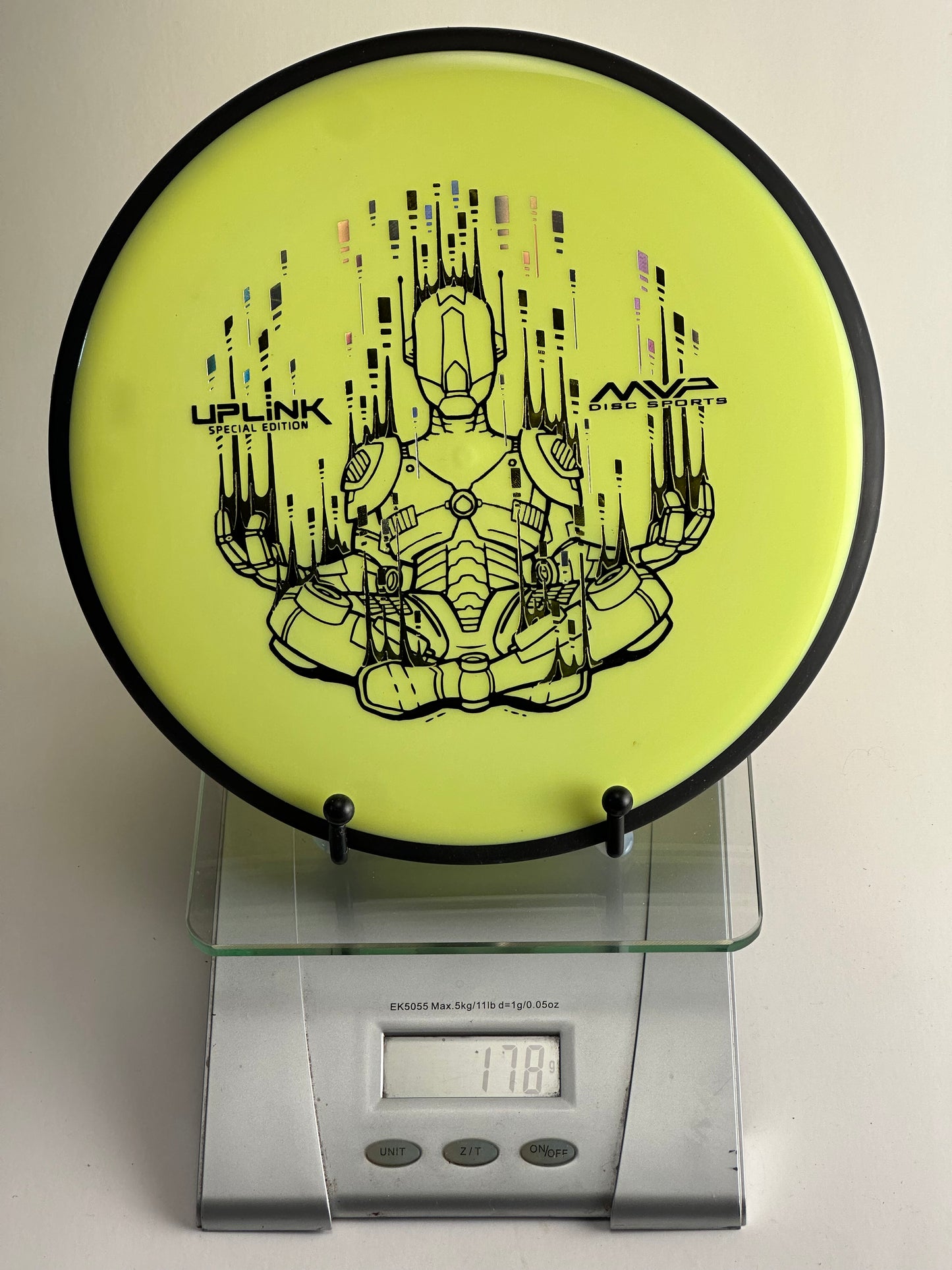 MVP Neutron Uplink Special Edition – Robot Stamp (Yellow/Black Rim)
