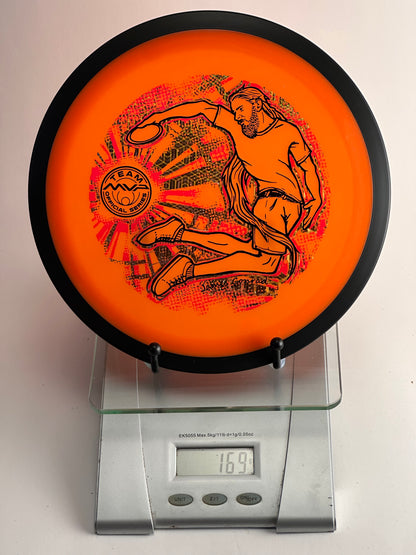 MVP Neutron Zenith Team Series (James Conrad) – Orange/Black Rim 169g