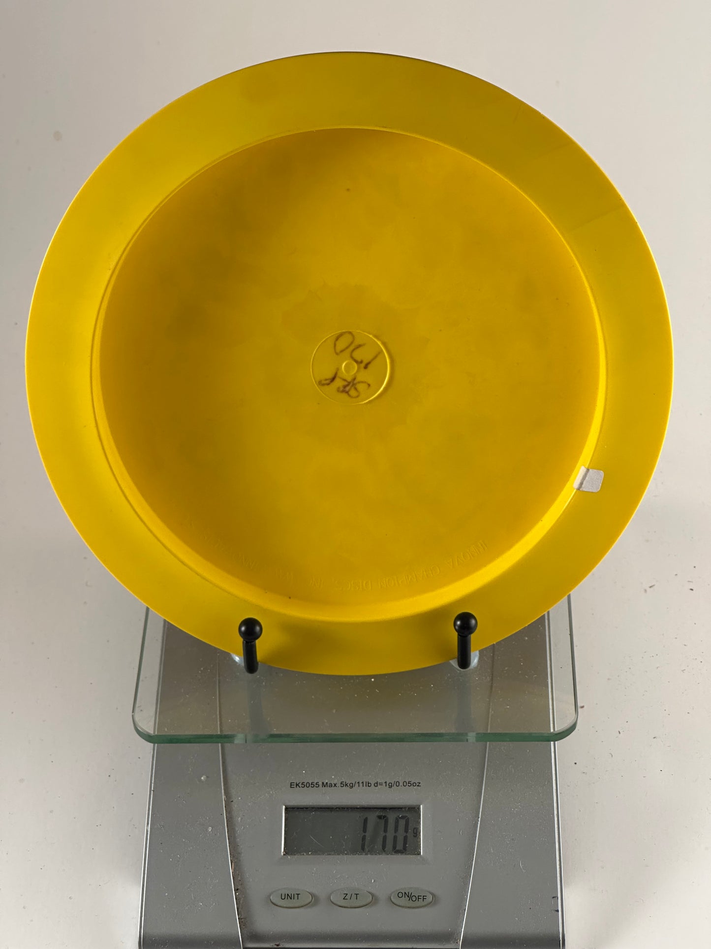 Millennium Scorpius Quantum Distance Driver – 2018 Ice Bowl, Transparent Yellow