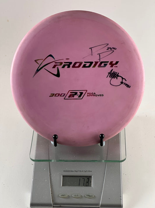 Prodigy PA-1 300 Plastic Overstable Putter/Approach (Pink, 174g)