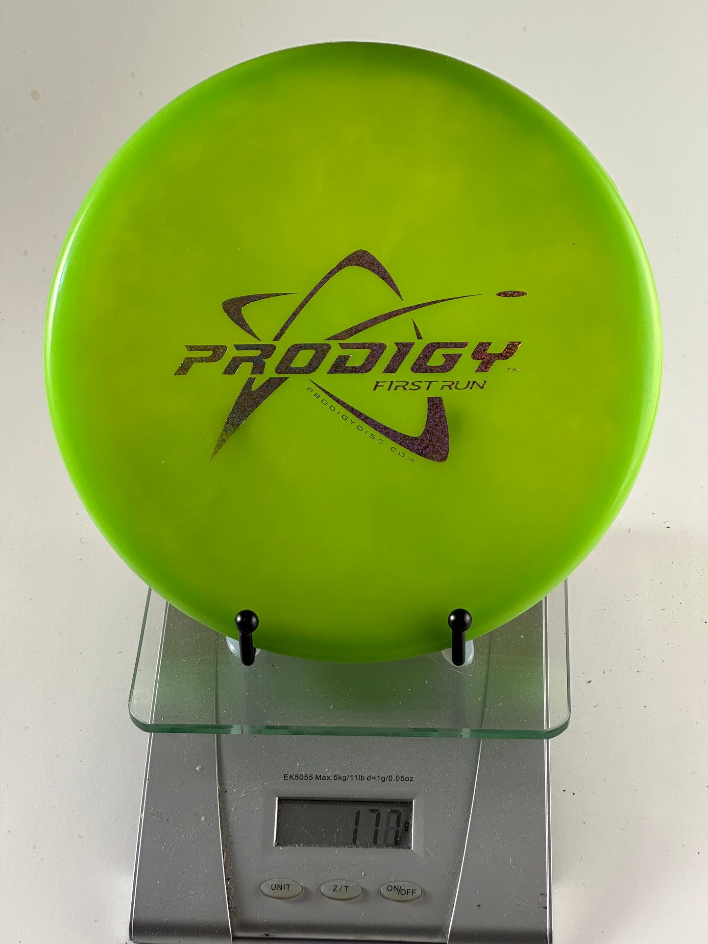 Prodigy PA-4 400 Plastic Putter (First Run Stamp) 175g